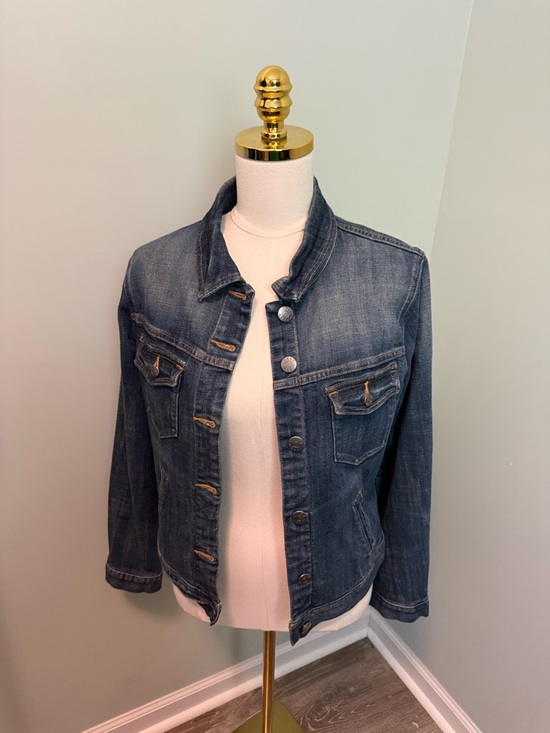 J. Crew Jackets & Blazers - J. Crew Classic Medium Wash Denim Jean Jacket - Size Medium